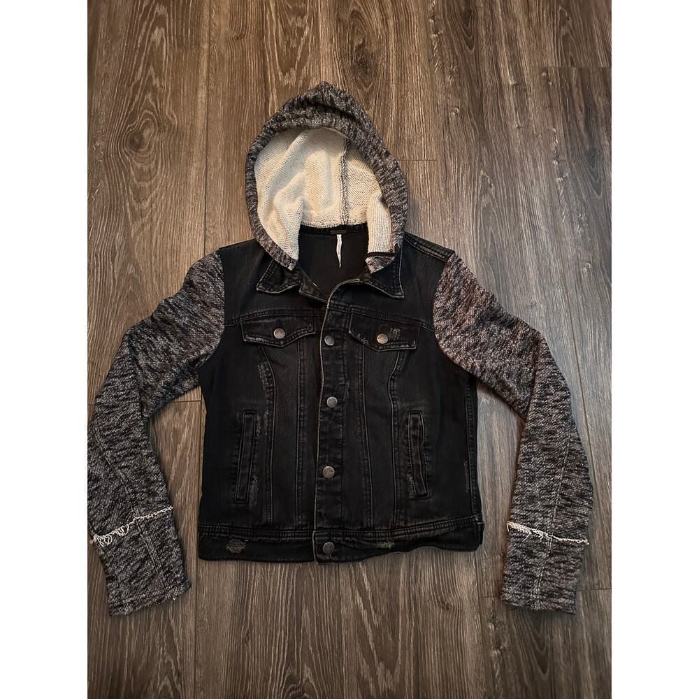 Free People Distressed Denim Heathered Gray Knit Sleeve Jacket size S